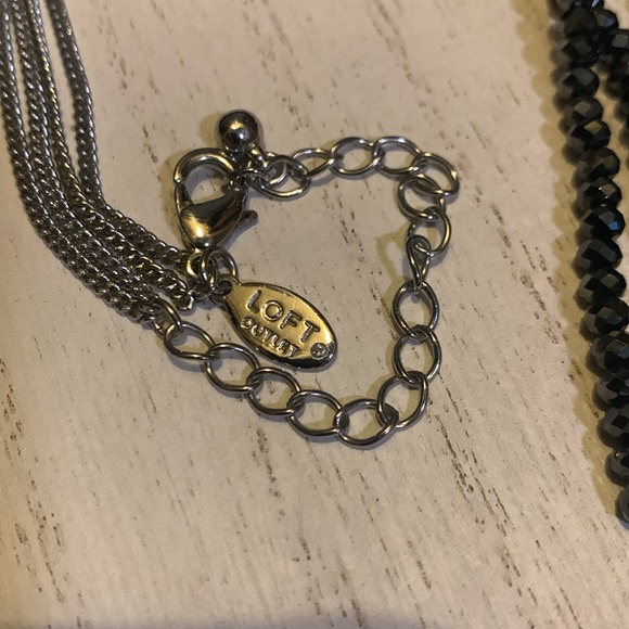 Ann Taylor LOFT Outlet Becklace - Picture 6 of 8